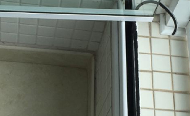 Manutenção de Envidraçamento de Sacadas