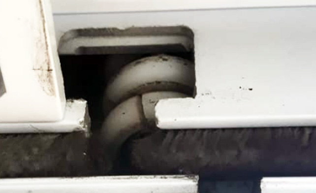 Manutenção de Envidraçamento de Sacadas