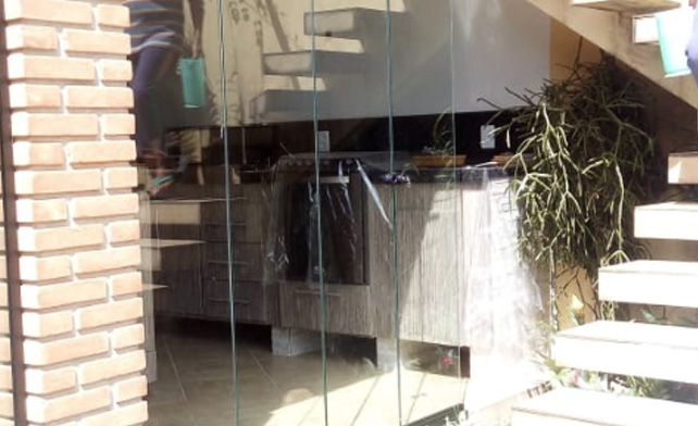 Manutenção de Envidraçamento de Sacadas