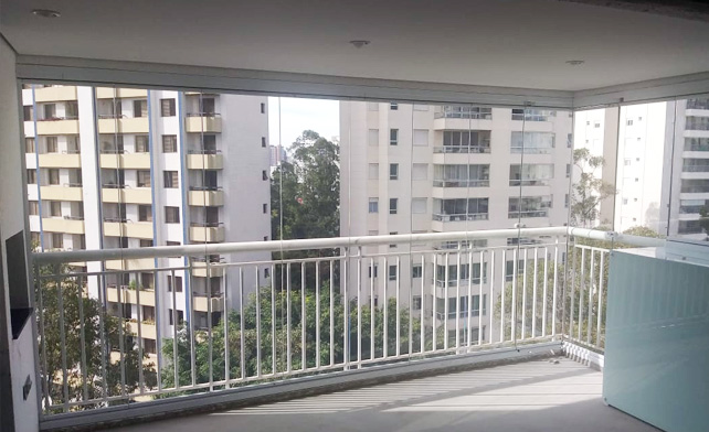 Manutenção de Envidraçamento de Sacadas