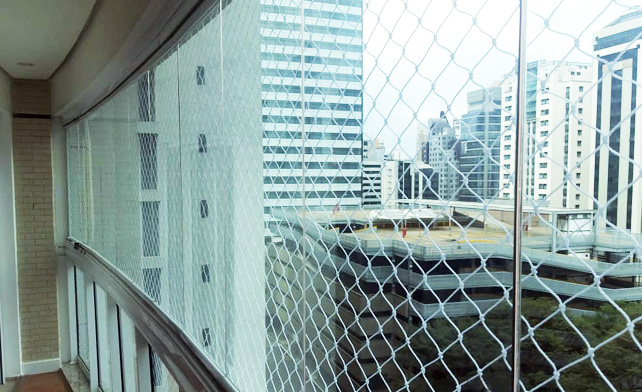 Manutenção de Envidraçamento de Sacadas