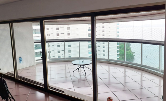 Manutenção de Envidraçamento de Sacadas