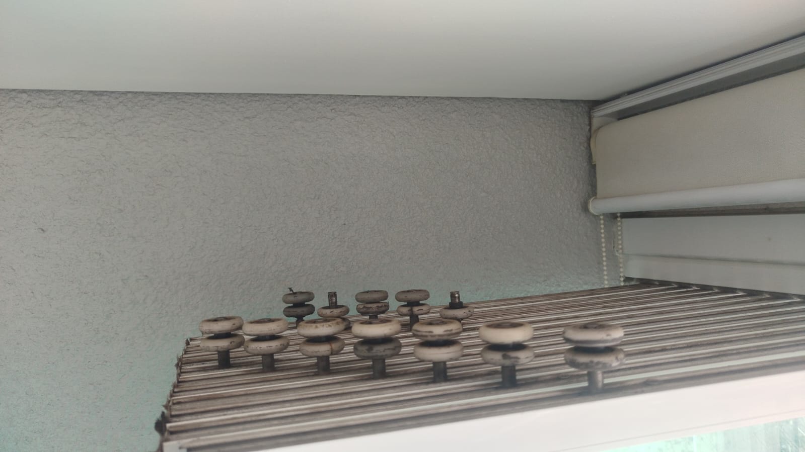 Manutenção de Sacada de Vidro